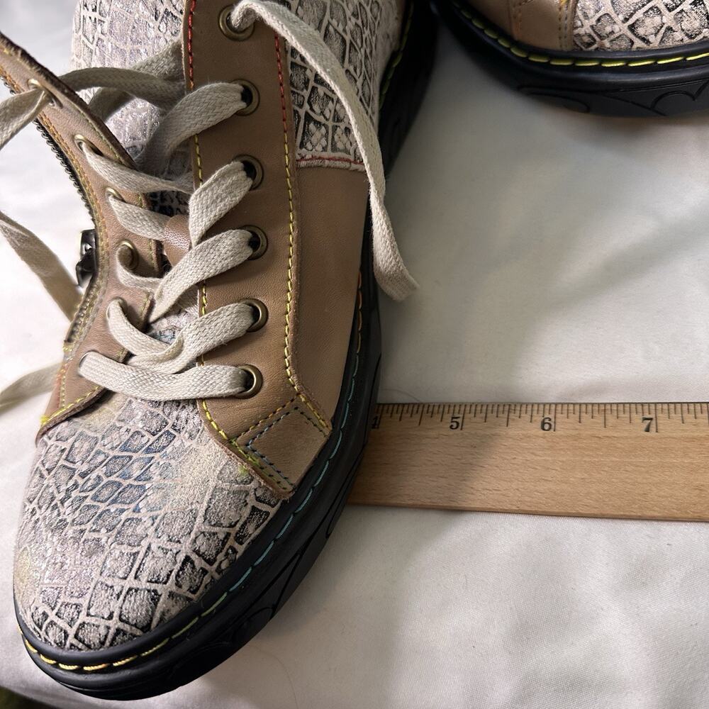 L’Artiste Spring Step Danli Cosmic Leather Sneaker Shoes EU 42 US 10.5 Embossed - Picture 11 of 11